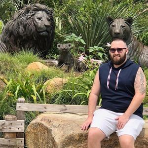 Meet your Posher, Robert